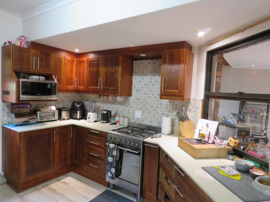 3 Bedroom Property for Sale in Seafield Eastern Cape
